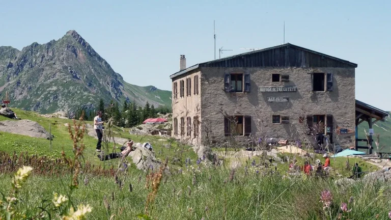 Refuge de Tré la Tête : Guide Complet et Infos Pratiques