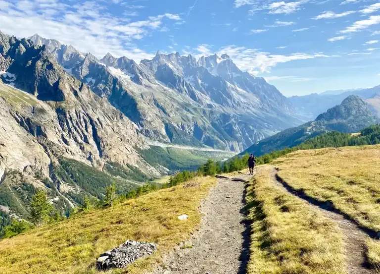 Trek Tour du Mont Blanc : Guide complet et conseils